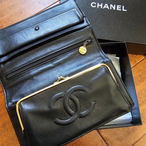 Vintage + Rare Chanel folded lambskin wallet clutch